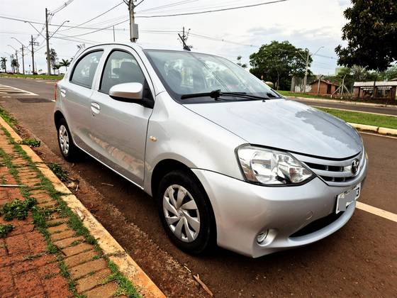 TOYOTA ETIOS 1.3 X 16V FLEX 4P MANUAL